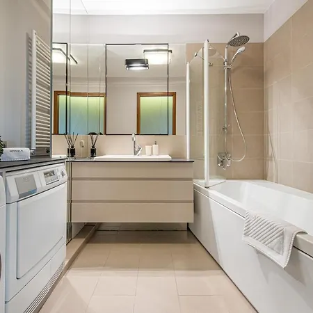 Apartment Cohost I 2bd Highrise Apt, W-balcony & Airconditioning, Great Views Vilnius