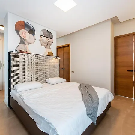 Cohost I 2bd Highrise Apt, W-balcony & Airconditioning, Great Views *
