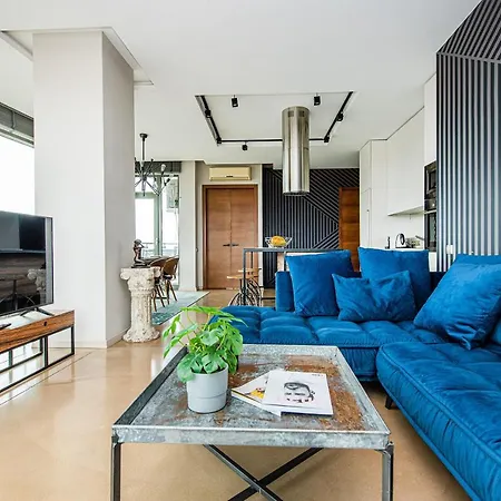 Cohost I 2bd Highrise Apt, W-balcony & Airconditioning, Great Views *