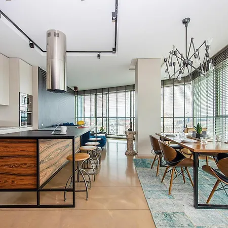 Cohost I 2bd Highrise Apt, W-balcony & Airconditioning, Great Views Appartement Vilnius